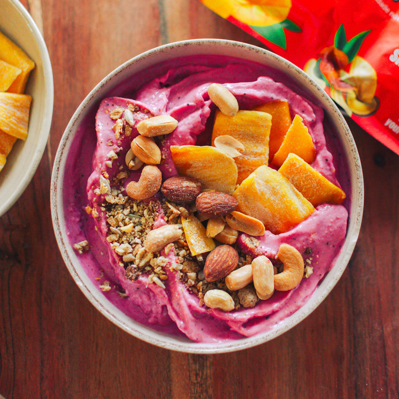 Snackii - Dried Mango & Mixed nuts / 20 x 80g